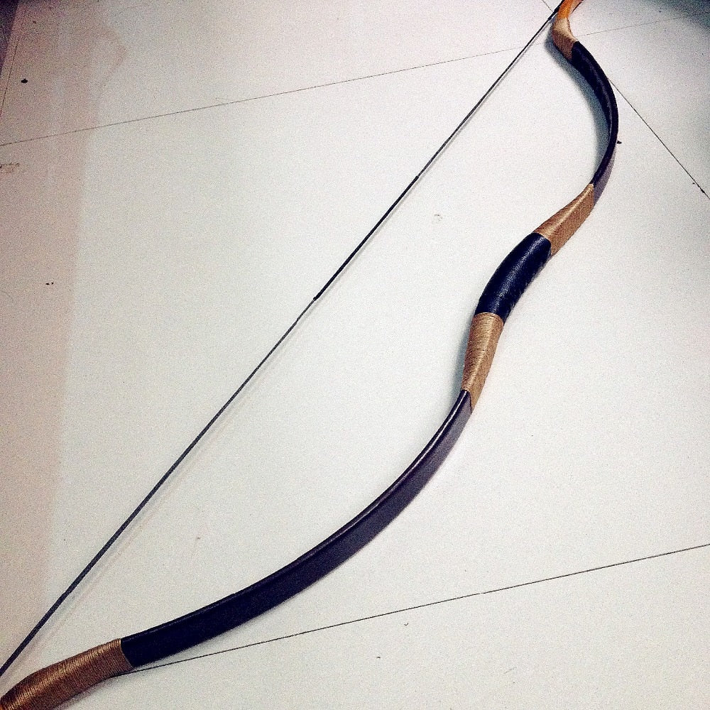 Traditional Recurve Archery Bow 20-60 LBS  Dark Bown Leather